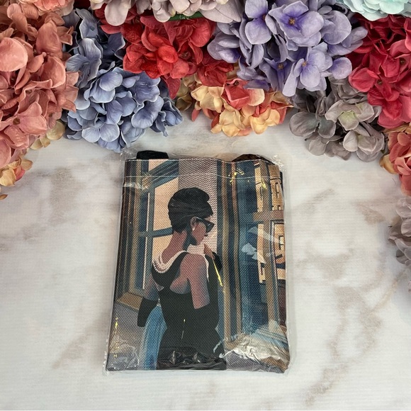 Eco-Friendly Audrey Hepburn Breakfast at Tiffany’s Folding Tote Bag - Picture 11 of 12